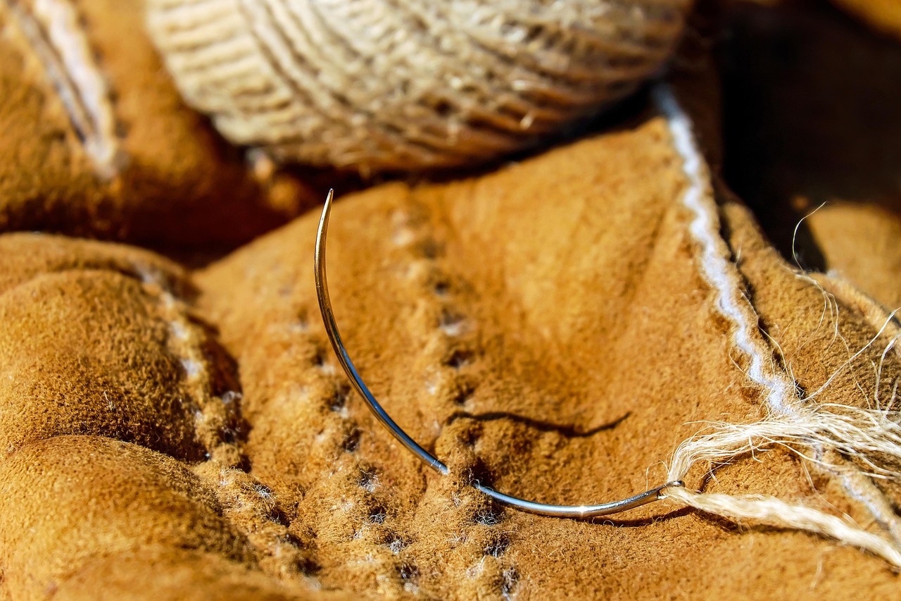 needle, circular needle, metal, line, leather, sew, leather, leather, leather, leather, leather
